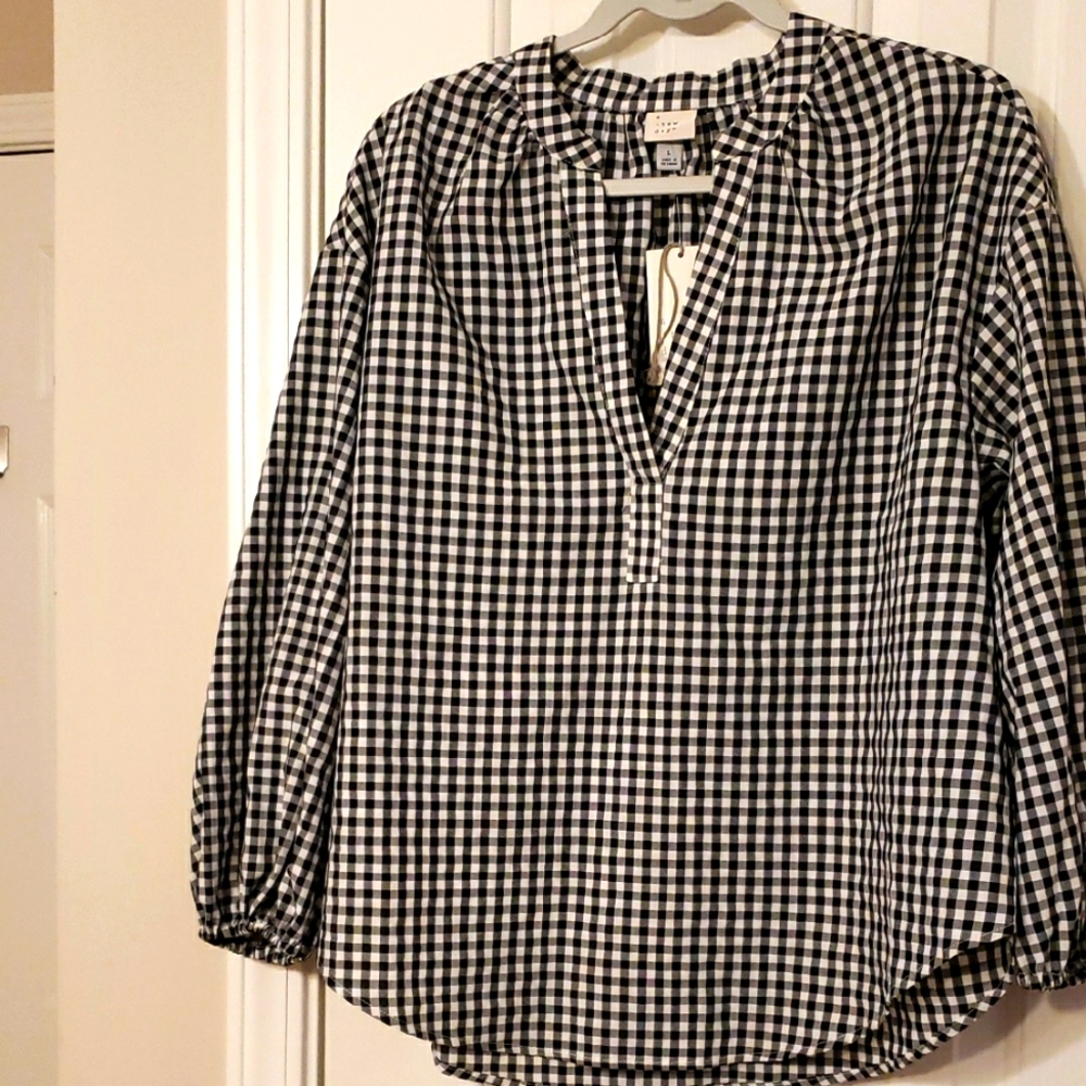 Women's Black and White Gingham Top